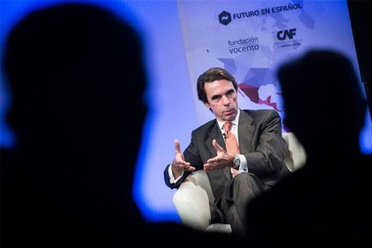 Aznar fuerza el debate de la sucesión en el PP