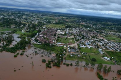 Inundaciones: "No es un desastre natural, los empresarios del campo y los gobiernos son responsables"