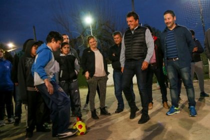 Massa jugó un picado con Menéndez en Merlo y continuó la gira del Pacto de Padua