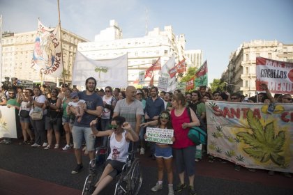 Ciudad de Buenos Aires: se realizó la marcha nacional por la legalización de la marihuana