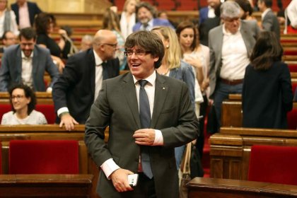 Terremoto político en Catalunya: el Parlament enfrenta al Gobierno