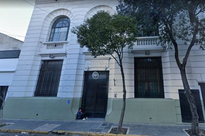 CABA: murió aplastado un obrero mientras arreglaba un ascensor en escuela de Barracas