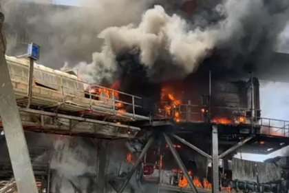 Incendio en Puerto Mejillones (Ultraport): Rescatan a trabajadores en lanchas