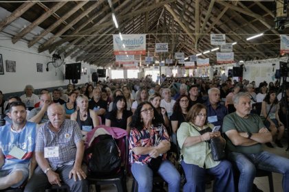 Congreso de Suteba: enredados en la interna peronista y sin plan de lucha