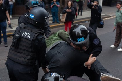 La delirante detención de cinco personas por manifestarse