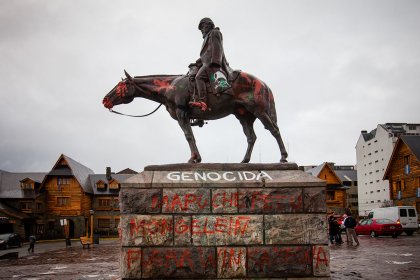 Polémica por la estatua de Roca expone la hipocresía y el negacionismo de los políticos capitalistas