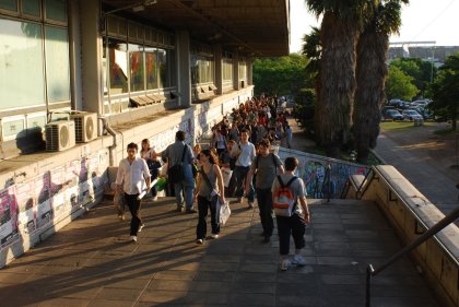 A días del balotaje, el Senado modificó la Ley de Educación Superior