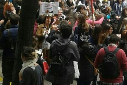 Acto contra la intervención y vaciamiento del Centro Ameghino