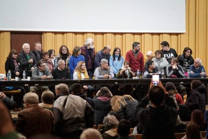 Camioneros, Bancarios y CTA marcharán contra Ley Bases: que impulsen el paro activo y podemos voltear la ley