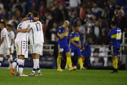 Vélez le ganó a Boca en la cancha y en la carrera hacia la Copa Libertadores