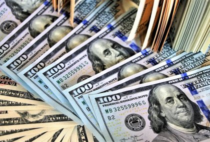 Dólar se acerca a los mil pesos: Divisa marca récord en 17 meses cerrando en $990 ¿Cómo afecta a tu bolsillo el saqueo imperialista? 