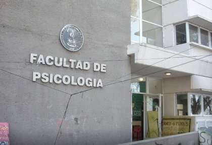 Psicología UNR: La gestión festeja la aprobación de CONEAU: ¿qué hay detrás?