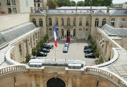 Qué significa la dimisión del primer ministro francés