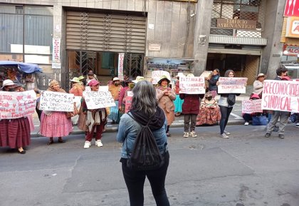 Trabajadoras de Aseo Urbano de El Alto denuncian manipulación patronal y exigen respeto a su sindicato democrático