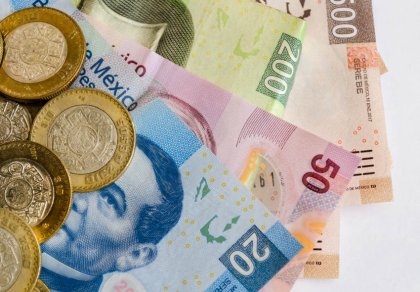 Peso y BMV a la baja, el crudo se recupera débilmente