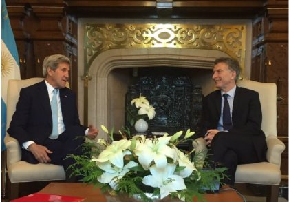 Kerry se reunió con Macri y anunció la entrega de documentos estadounidenses de la dictadura 