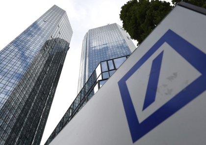 La caída de acciones del Deutsche Bank contagia otros mercados y el Tesoro se reúne de emergencia