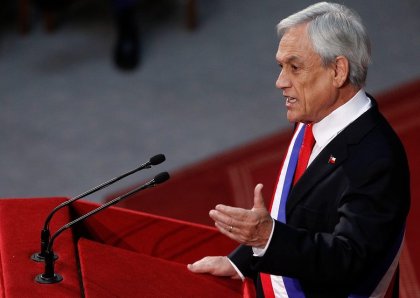 Para blindar al régimen, Piñera apuesta por reponer política binominal y aumentar represión a la juventud