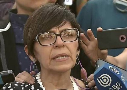 Madre de Diego Lastra: "Señor Piñera, escuche al pueblo, basta con gente mutilada, basta de muertos, queremos un país libre"