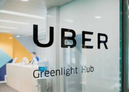 Sin contrato, sin seguros y sin licencia laboral: La realidad de choferes Uber en tiempos de pandemia