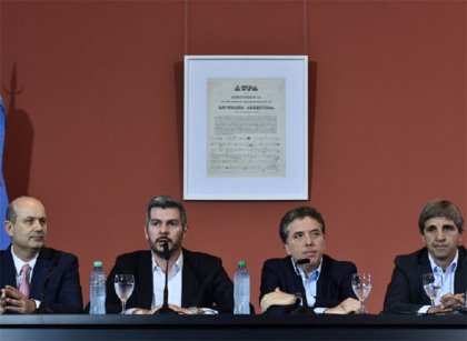 Economistas a favor y en contra de los anuncios económicos del Gobierno