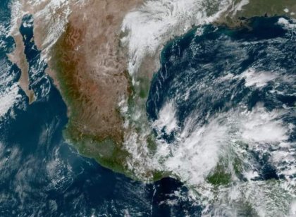 "Lisa" se degrada a tormenta tropical y deja daños en el Caribe