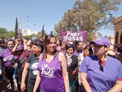 Pan y Rosas Neuquén se planta contra la política de ajuste, extractivismo y represión 