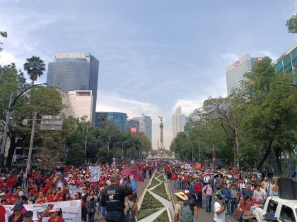 Marcha de la Coordinadora Nacional de Trabajadores de la Educación