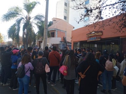 Congreso de Adep votó seguir de paro en rechazo de la paritaria y contra la Reforma 