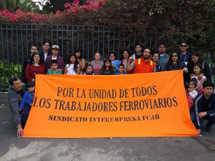 Ferroviarios despedidos y sus familias organizaron celebración del día del niño