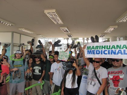 Marcha en Arica por el uso medicinal del cannabis