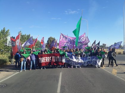 #8M: paro activo comenzó en el Parque Industrial de Neuquén