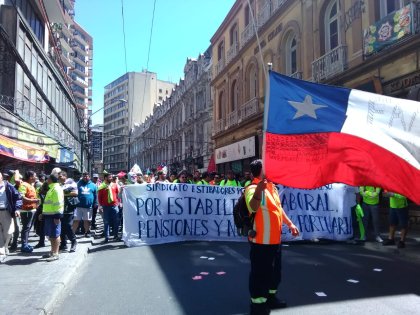 A pesar de la represión miles salen a marchar en Valparaíso