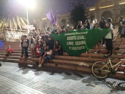 Se realiza Pañuelazo por el aborto legal en Antofagasta