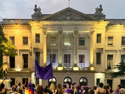 En Colonia, el 8M fue contra Moreira