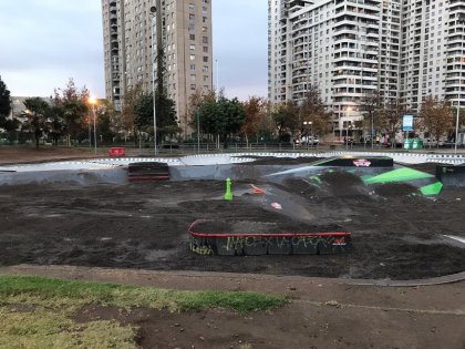 Autoridades contra la juventud: Alcalde Alessandri llena de tierra Skate Park como medida sanitaria frente a la pandemia