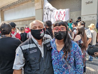 Trabajadores del Transantiago y del aseo solidarizan con paro del Metro de Santiago: "Tenemos los mismos problemas, ¿qué esperamos para unirnos?" 