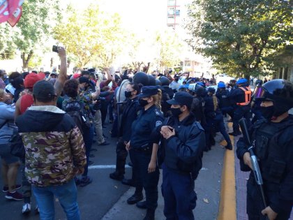 La Matanza: Provocación policial e infiltrados contra vecinos que reclamaban luz