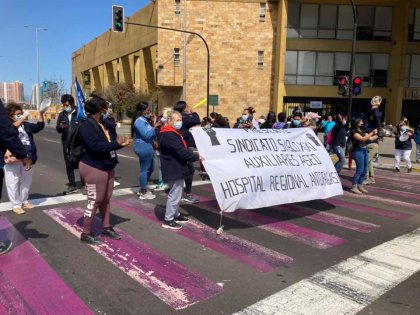 Alcaldesa (s) prohíbe la entrada de trabajadoras de la salud en huelga al Concejo Municipal