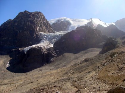 Parque Nacional Glaciares de Santiago: Cómo blanquear la imagen de gobierno tras décadas de explotación de los hielos eternos en la zona cordillerana