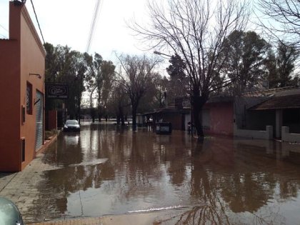 Como en el 2009 y 2014, San Antonio de Areco está otra vez bajo agua