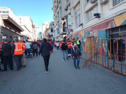 Portuari@s en lucha frente a los despidos y la rebaja salarial