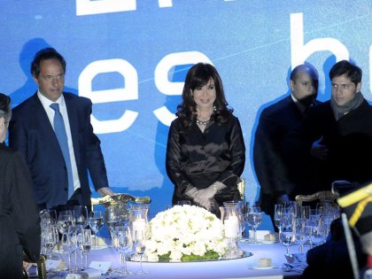 Cristina brindó con empresarios y convocó a continuar con políticas de beneficios al capital