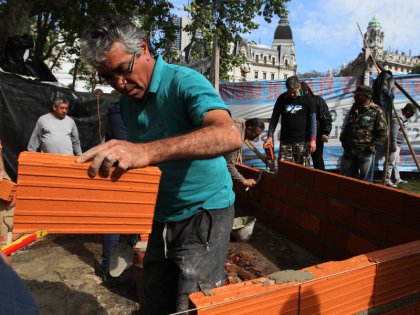 Reclamo de excombatientes de Malvinas en Plaza de Mayo