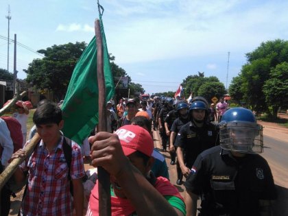 Primer día de huelga general en Paraguay