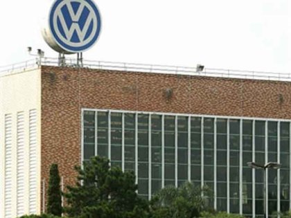 Volkswagen y Mercedes Benz preparan más ataques a los obreros del ABC paulista