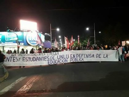 Universidad Nacional de Luján: el rector Arizio contra la lucha docente