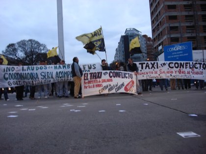 El Sindicato del Taxi de Montevideo en lucha