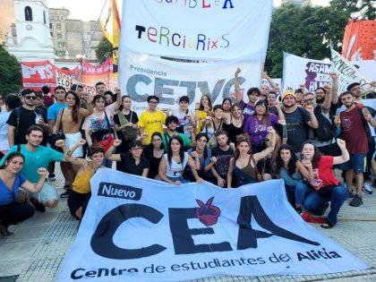 Estudiantes impulsan el Festival Lucha y Rebelión en la Plaza Houssay contra las políticas de Milei