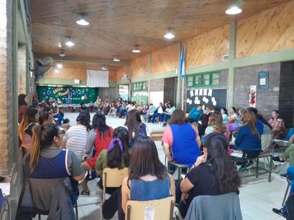 Más de 500 trabajadoras y trabajadores de la educación participaron de reuniones distritales en Neuquén